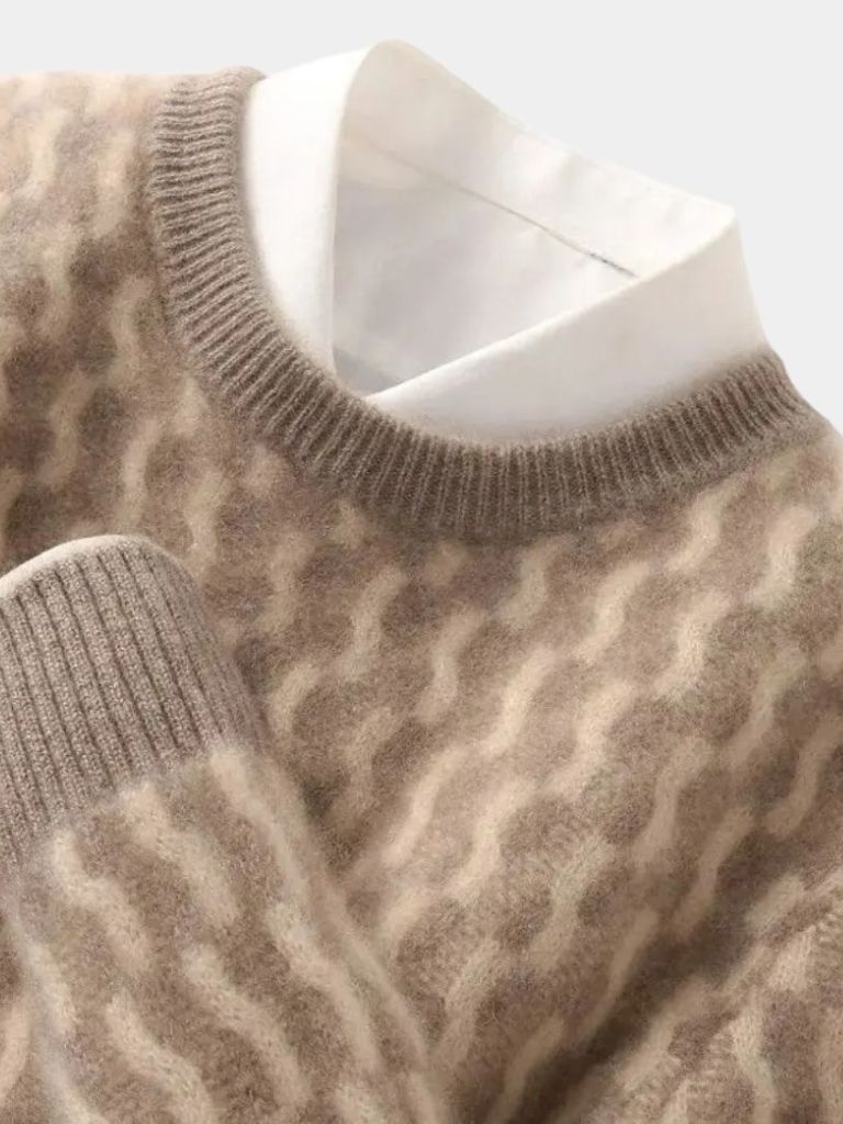 100% Wool Geometric Crew Neck Pullover Sweater - Crown & Cuff