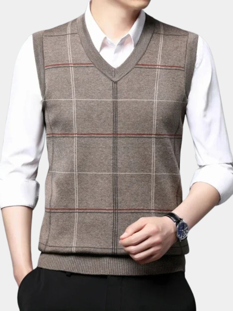 Academic Checkered Kinit Vest - Crown & Cuff