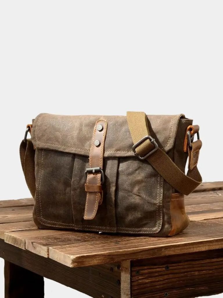 Balmoral Courier Transversal Bag - Crown & Cuff