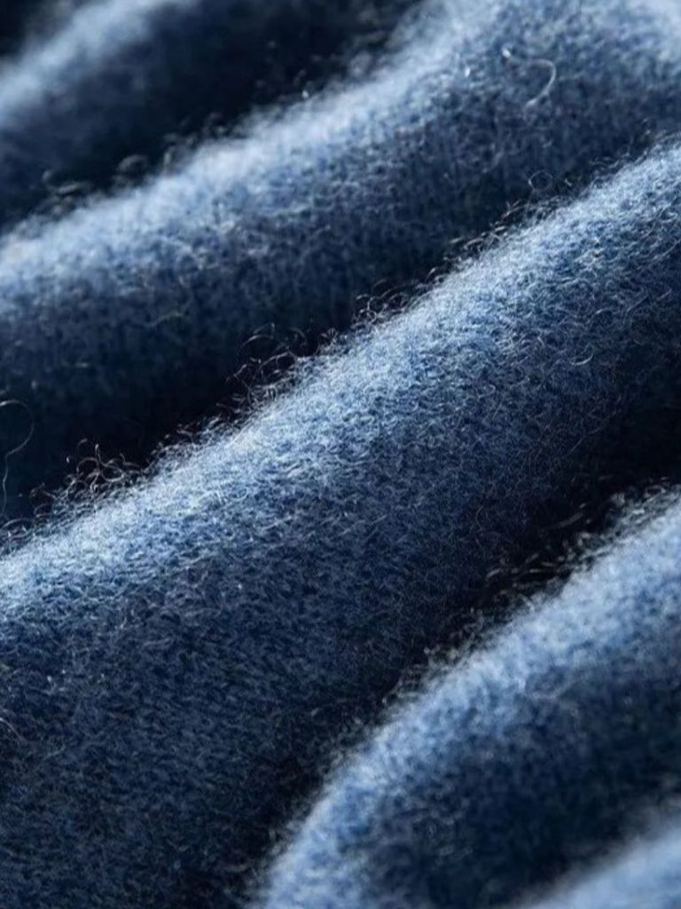 Cashmere V Neck Knitwear Sweater - Crown & Cuff