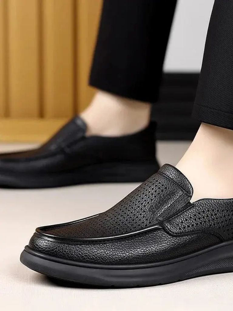 Comfortable Casual Elegant Moccasins Shoes - Crown & Cuff