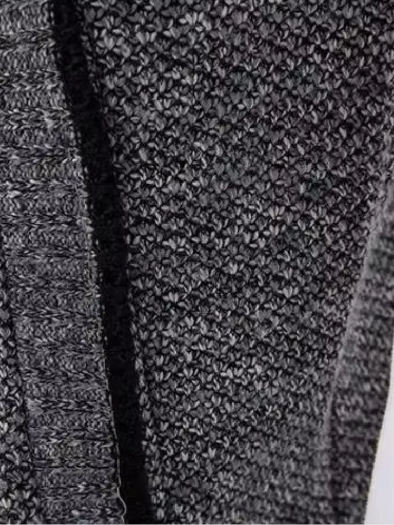 Elegant Full-Zip Sweater Vest - Crown & Cuff