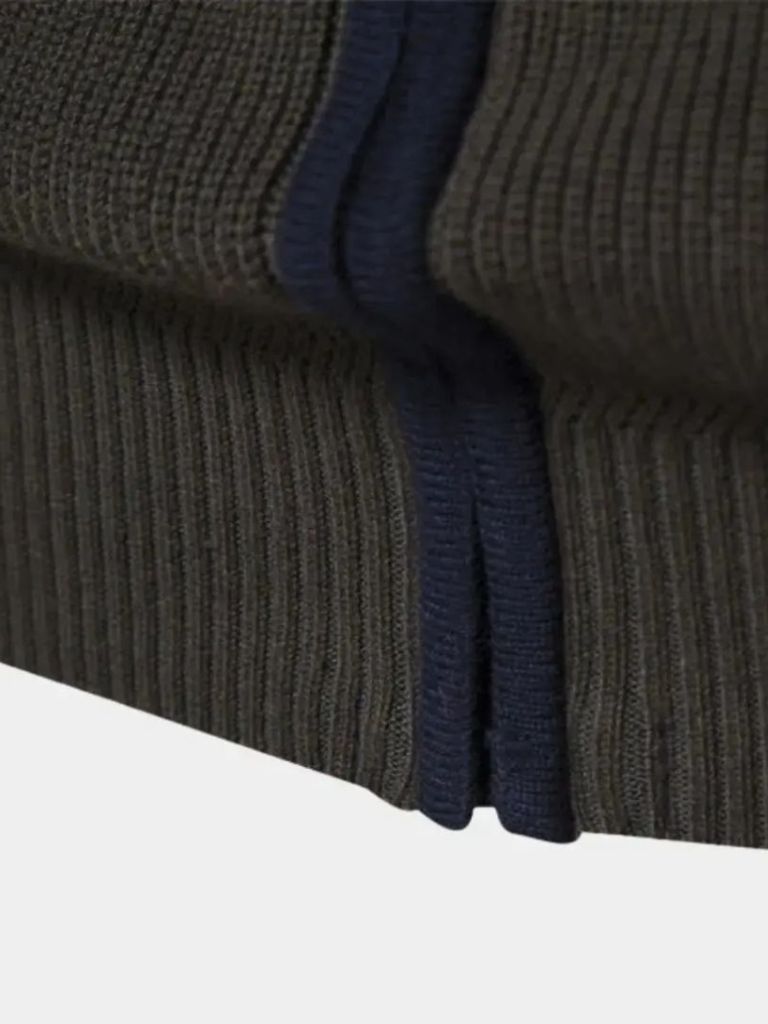 Essential Knit Zipper Sweater - Crown & Cuff