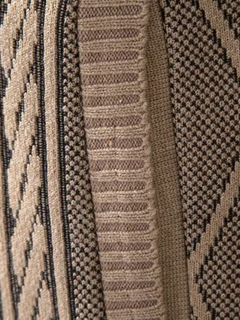 Essential Old Money Knit Sweater - Crown & Cuff