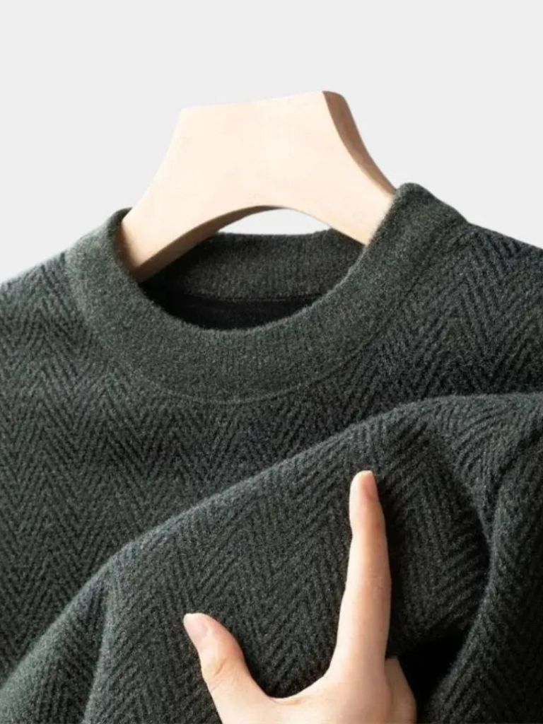 Essential Wool Sweater - Crown & Cuff