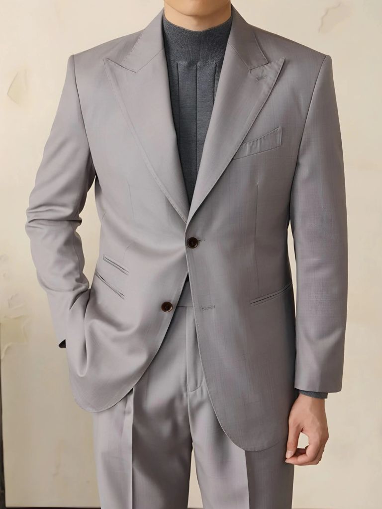Genova Elegant Suit - Crown & Cuff
