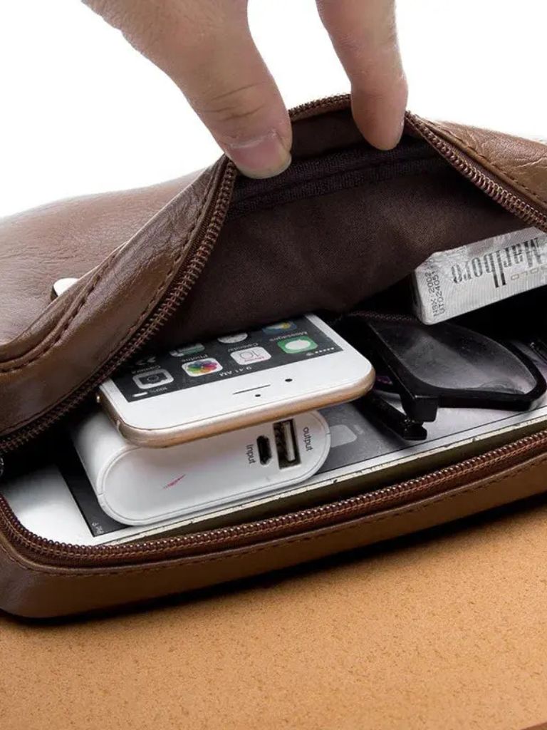 Milan Essential Leather Shoulder Bag - Crown & Cuff