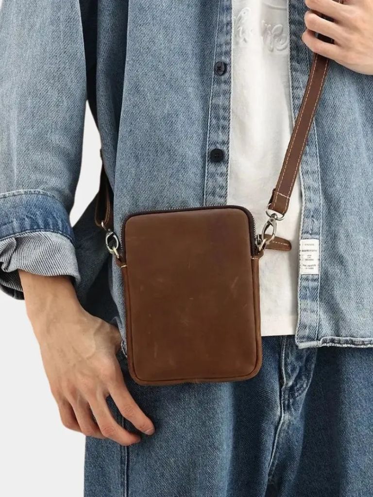 Minimalist Crossbody Leather Bag - Crown & Cuff