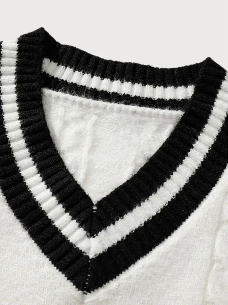 Minimalist V-Neck Sweater - Crown & Cuff