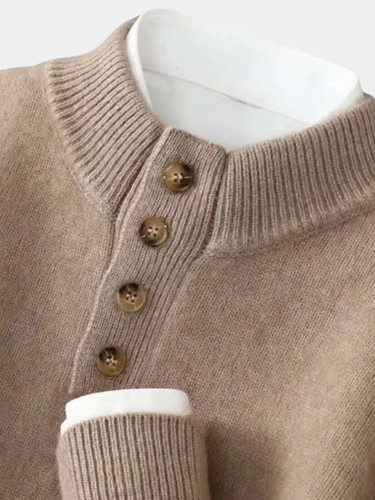 Timeless Luxe Cashmere Pullover - Crown & Cuff