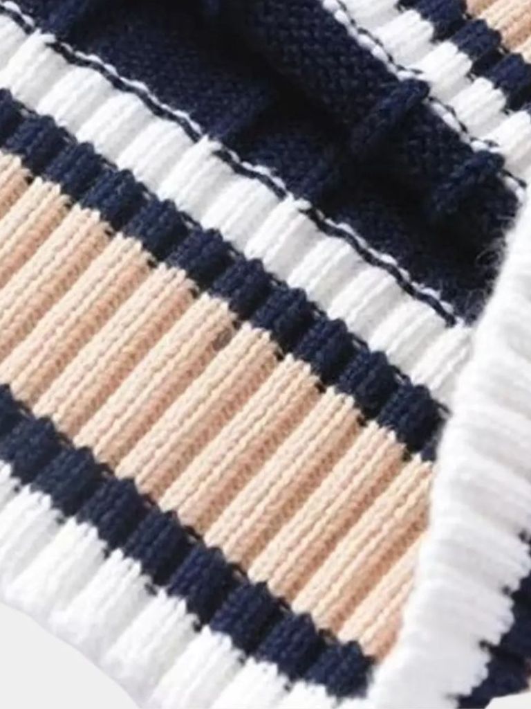 V Neck Elegant Knit Vest - Crown & Cuff