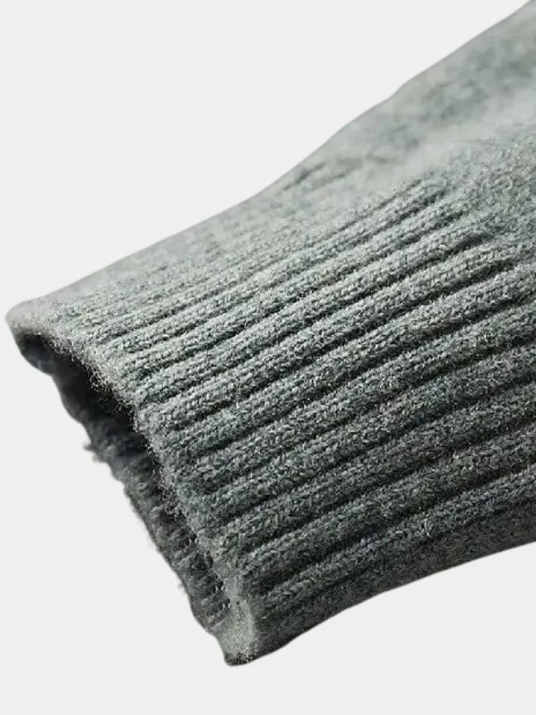100% Merino Wool Turtleneck Sweater - Crown & Cuff