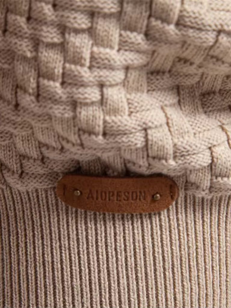 V Neck Knitwear Cardigan - Crown & Cuff