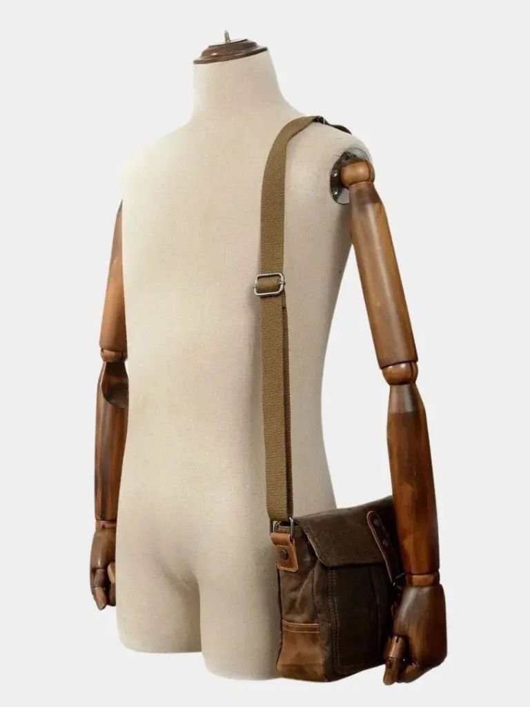 Balmoral Courier Transversal Bag - Crown & Cuff