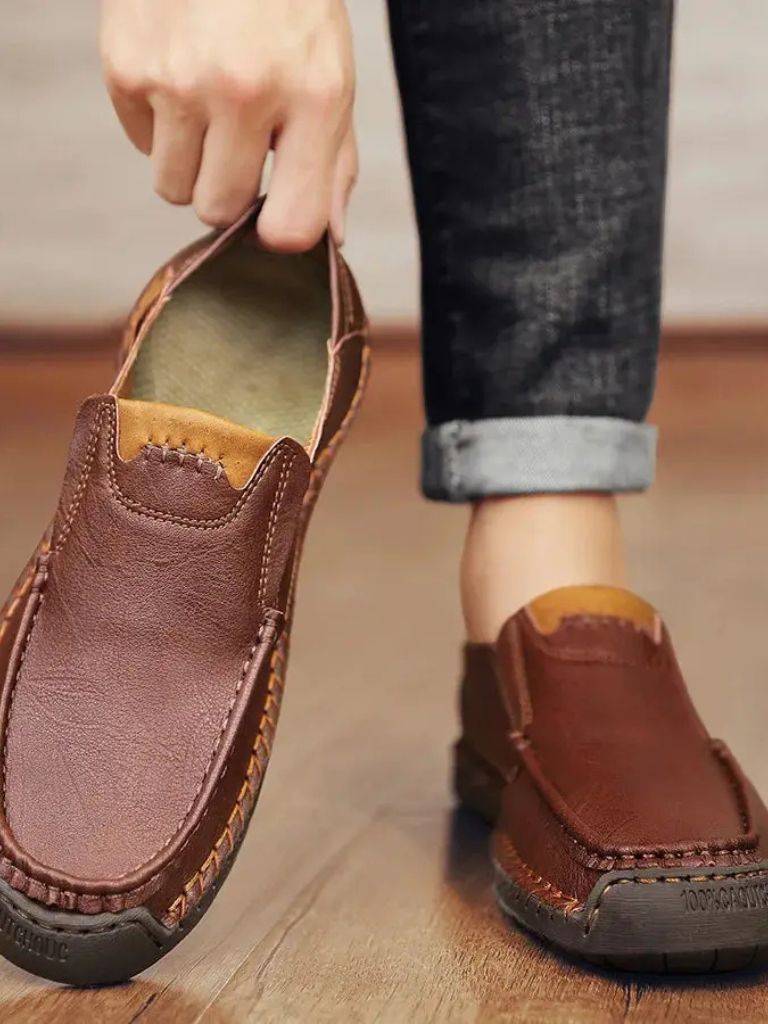 Comfortable Leather Moccasins Shoes - Crown & Cuff