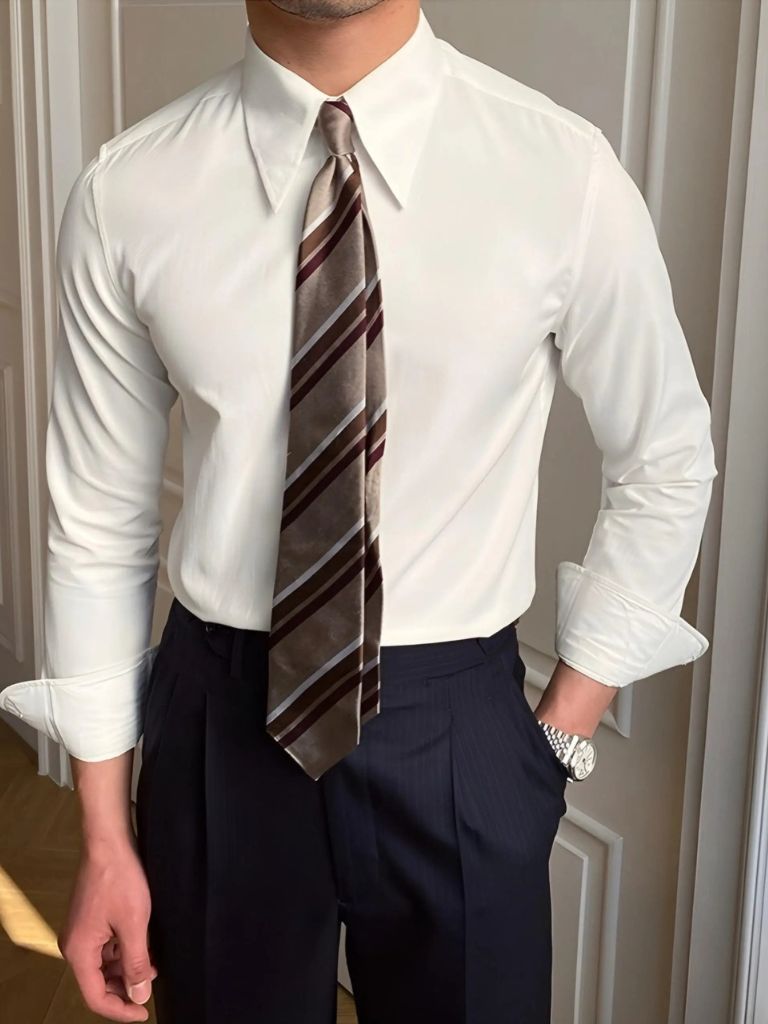 Elegant Spearpoint Collar Shirt - Crown & Cuff