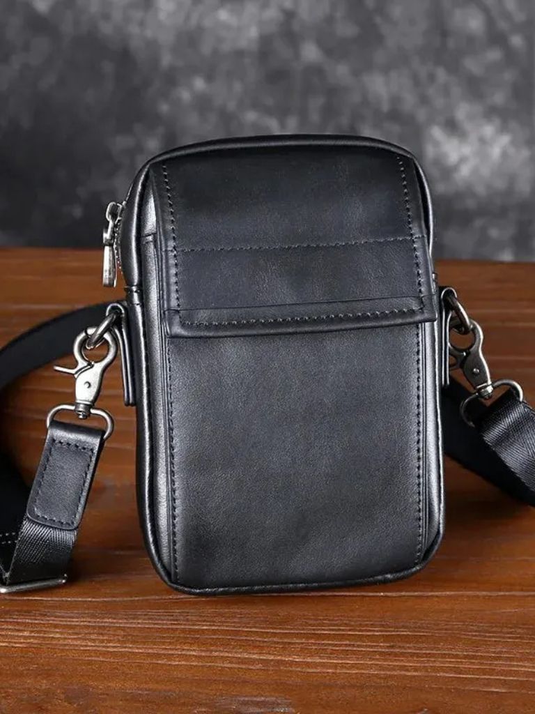 Essential Small Leather Shoulder Bag - Crown & Cuff