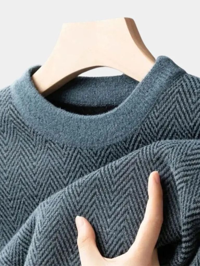 Essential Wool Sweater - Crown & Cuff