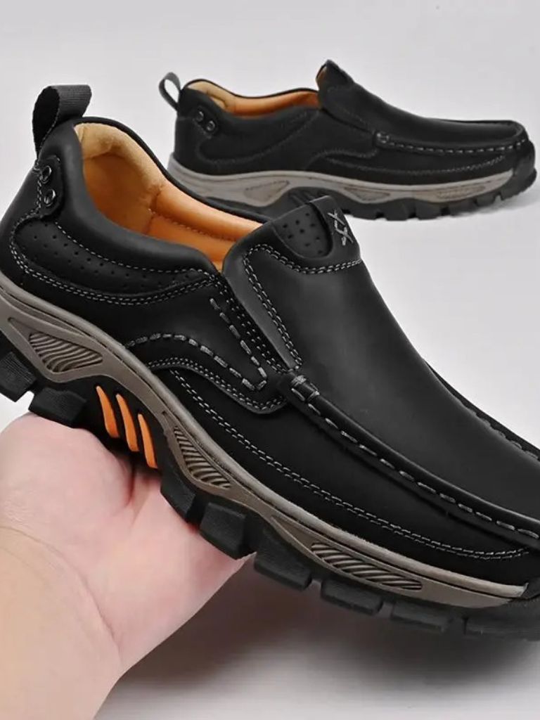 Everyday Essential Comfortable Shoes - Crown & Cuff