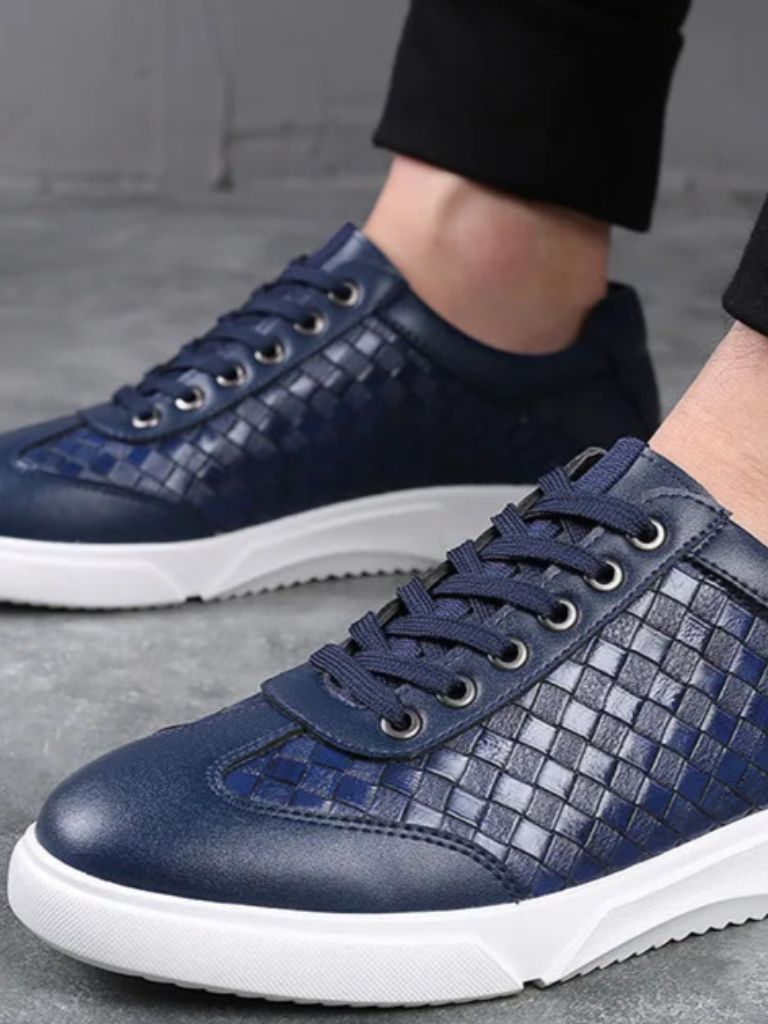 Noir Artisan Shoes - Crown & Cuff