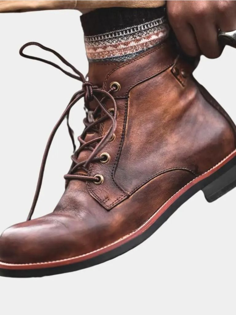 Wellington Heritage Boot - Crown & Cuff